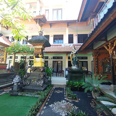 Pondok Denayu Homestay Kuta Lombok Rum bild