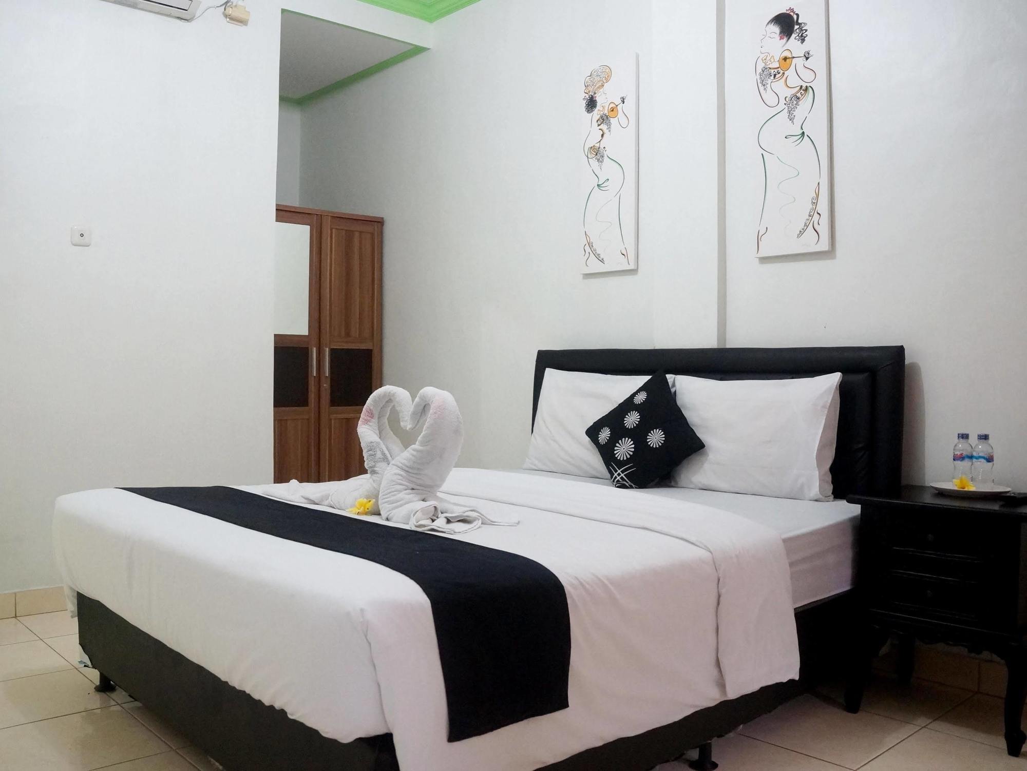 Pondok Denayu Homestay Kuta Lombok Exteriör bild