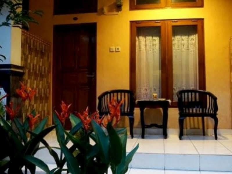 Pondok Denayu Homestay Kuta Lombok Exteriör bild